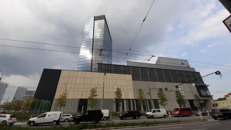 Na Nivách v Bratislave vyrástla najvyššia budova na Slovensku. Technický štandard je vysoký