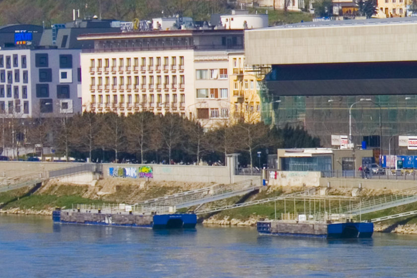 Staré Mesto chce oživiť nábrežie Dunaja aj osobnú lodnú dopravu